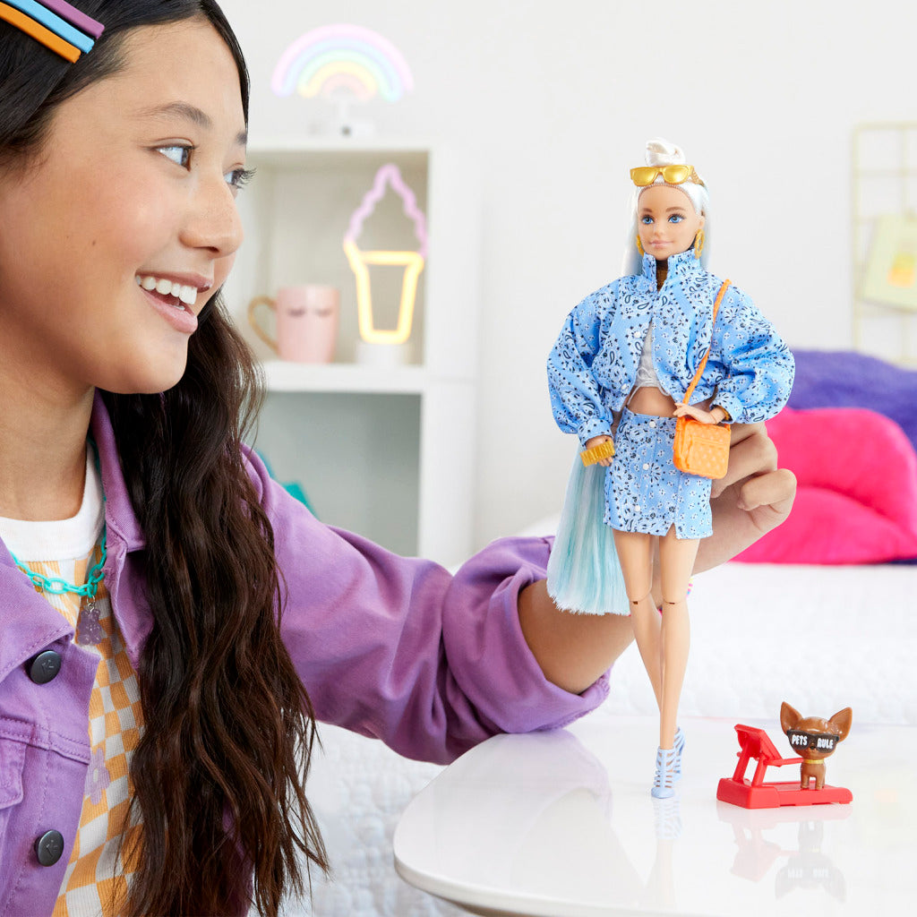 Barbie extra pop 16 + accessori