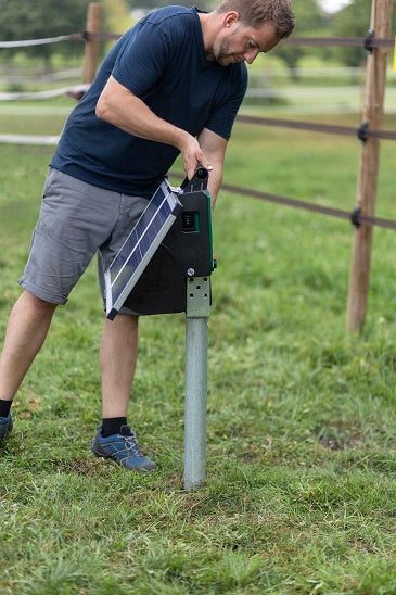Ako ground anchor for 8 25watt solar panels