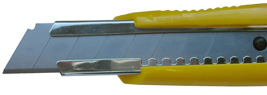 Con:p snap-off knife 18mm plastic box - b20870