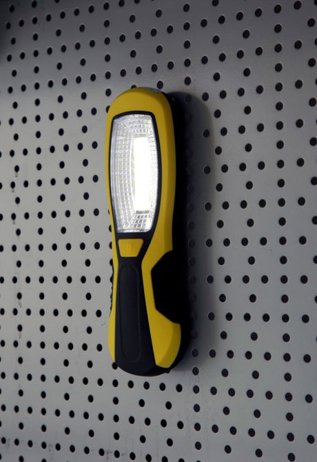 Produkter gefouert Aarbecht Liichtjoer Taschenlampe Workfire 3w