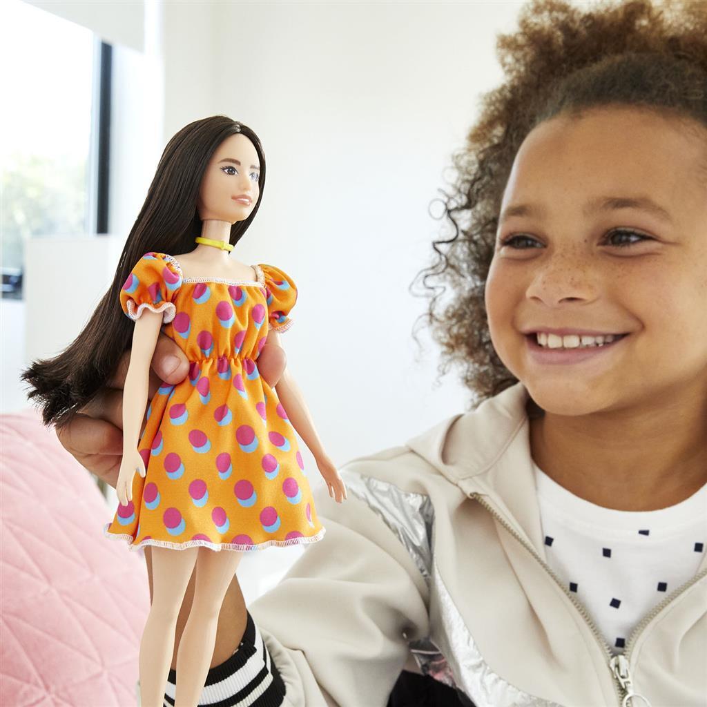 Mattel fashionistas svart hvit kjole