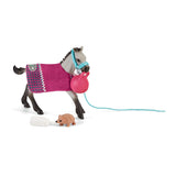 Schleich Horse Club jouant du plaisir avec le poulain 42534