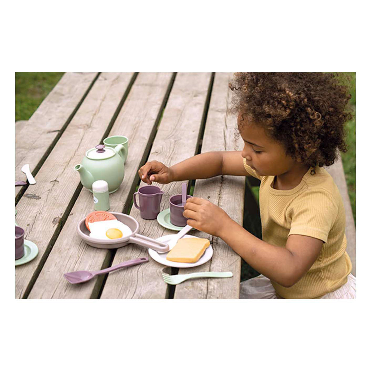 Dantoy breakfast set, 29 pieces.