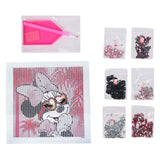 Minnie Mouse tapyba deimantais