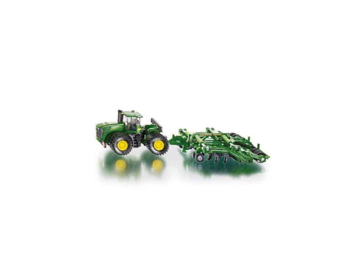 Siku jd tractor with amazon centaur (1:87)
