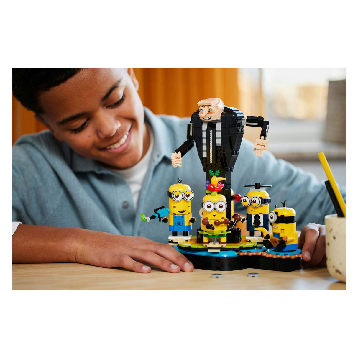 Lego Lego Despicable Me 75582 Budowne Gru i stwory