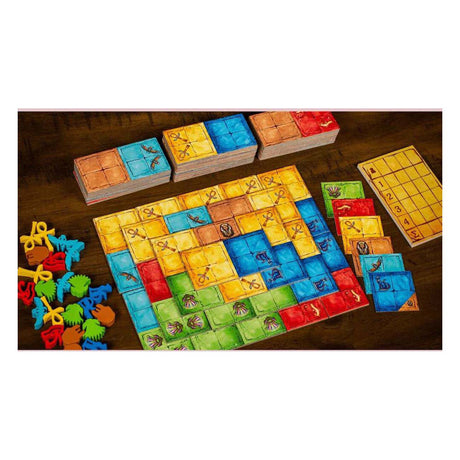 White goblin spill pyramido - brettspill