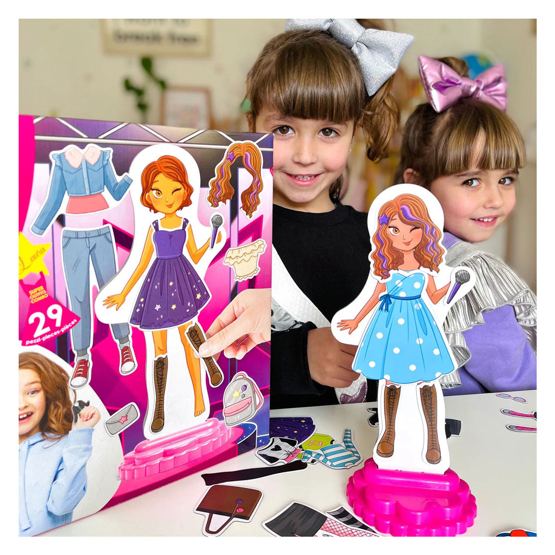 Quercetti magnetic fashion dress-up doll Laura - 28 pcs.