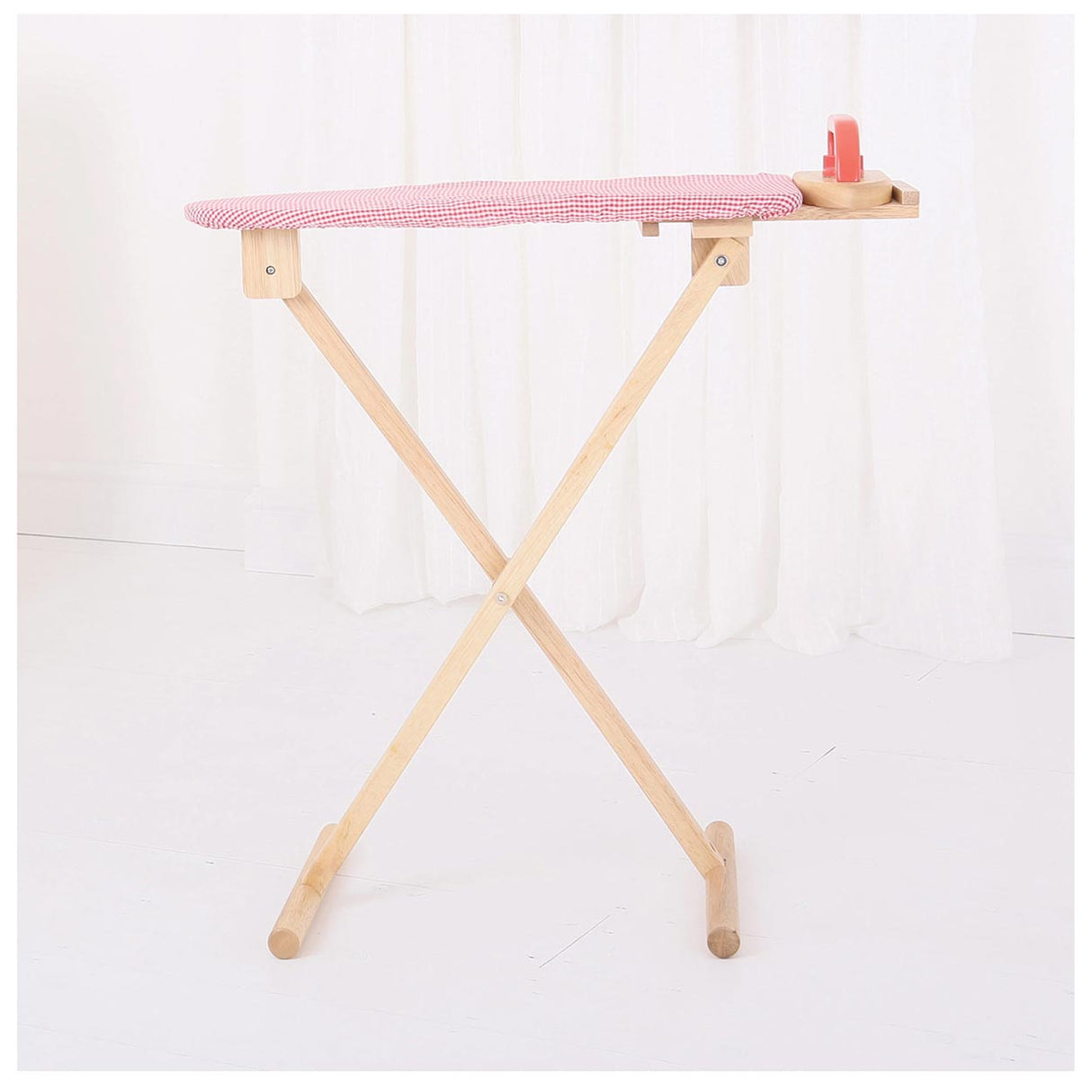 Bigjigs wooden ironing board iron