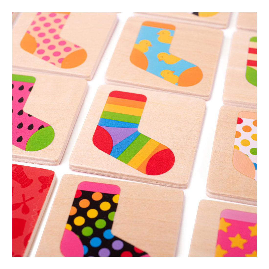 Bigjigs Wooden Memo Game Colored Socken, 32dlg.