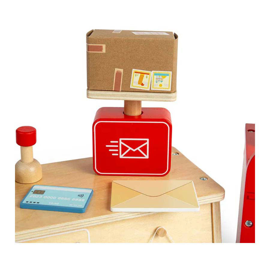 Bigjigs wooden post office play set, 19 pieces.