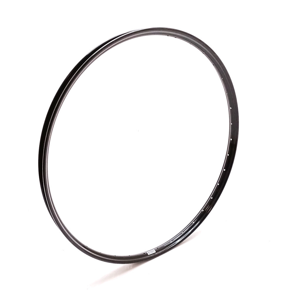 RIM 28x1 ½ Black G13 Aluminium V38 (sans ligne d'or)