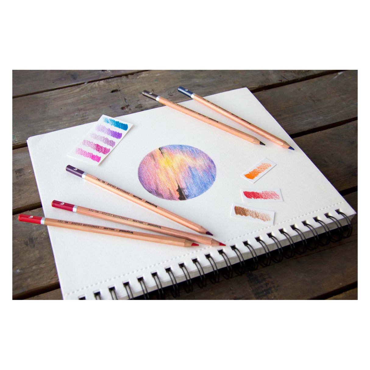 Crayons de couleur Bruynzeel expression boîte de 72