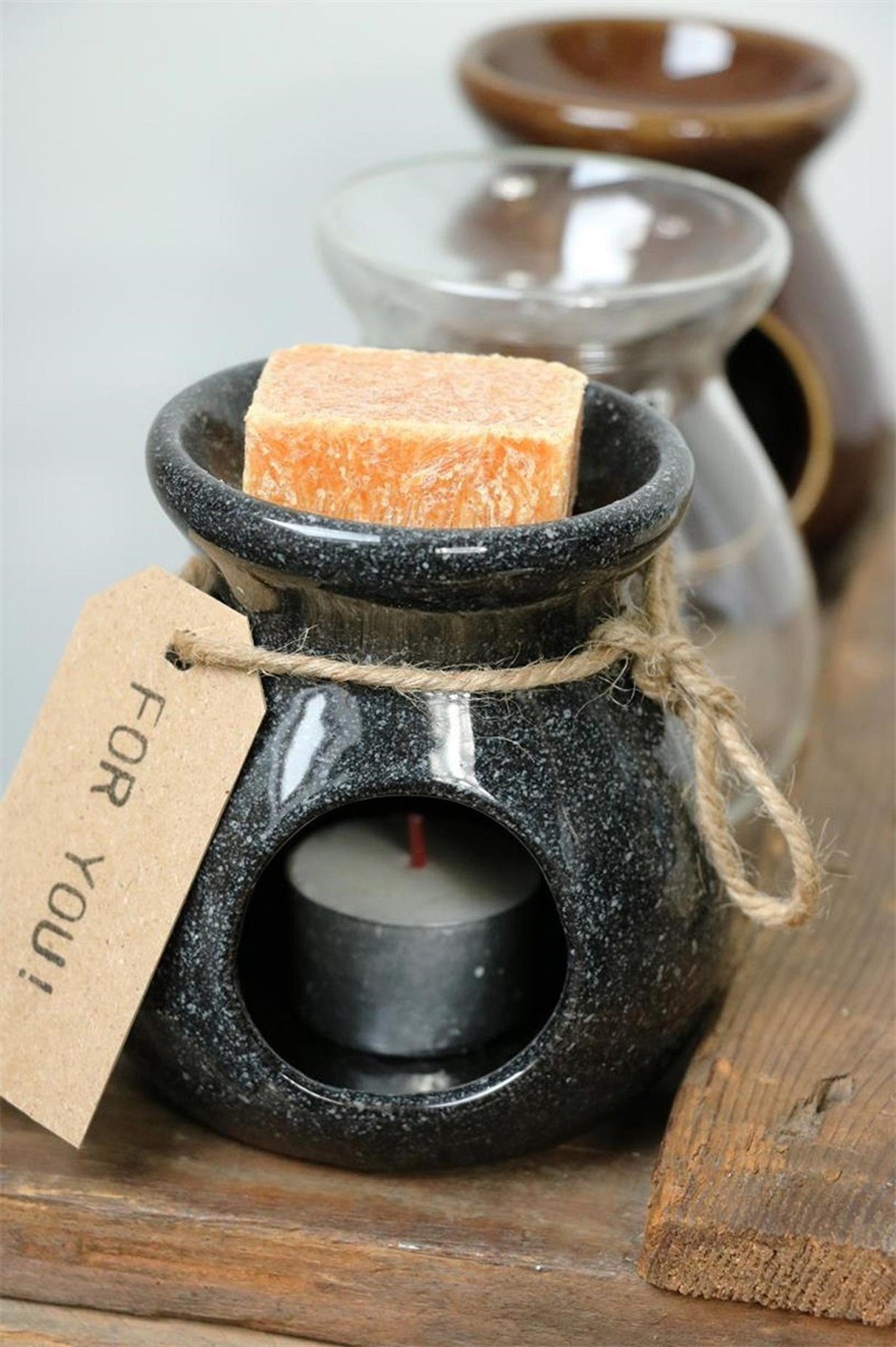 Ideas 4 seasons vesuvius scent burner ceramic black ã˜10x10cm