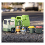 Moose Toys Bluey Garbage Truck s figurami za igranje