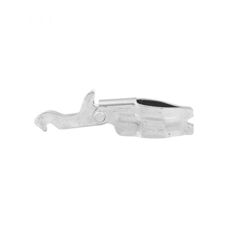 Spreader lock knots completely
