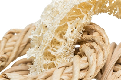 Trixie ring with rattan and corn leaf natural