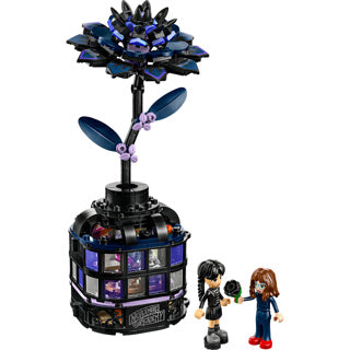 Lego 76784 Mëttwoch Black Dahlia