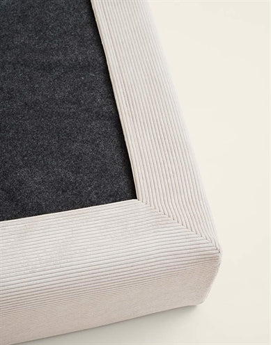 Bia bed ribbed cover dog bed sand