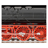 Revell Express Locomotive BR 02 Tender 2'2'2't30 Building Model