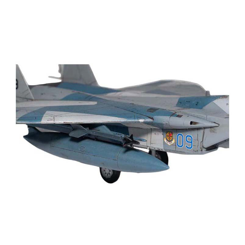 Revell model kit - boeing f-15c eagle 1:72 - 200 pcs.