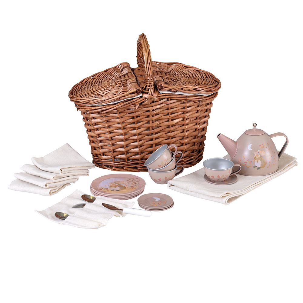 Egmont tea set mouse in a basket. 26x16