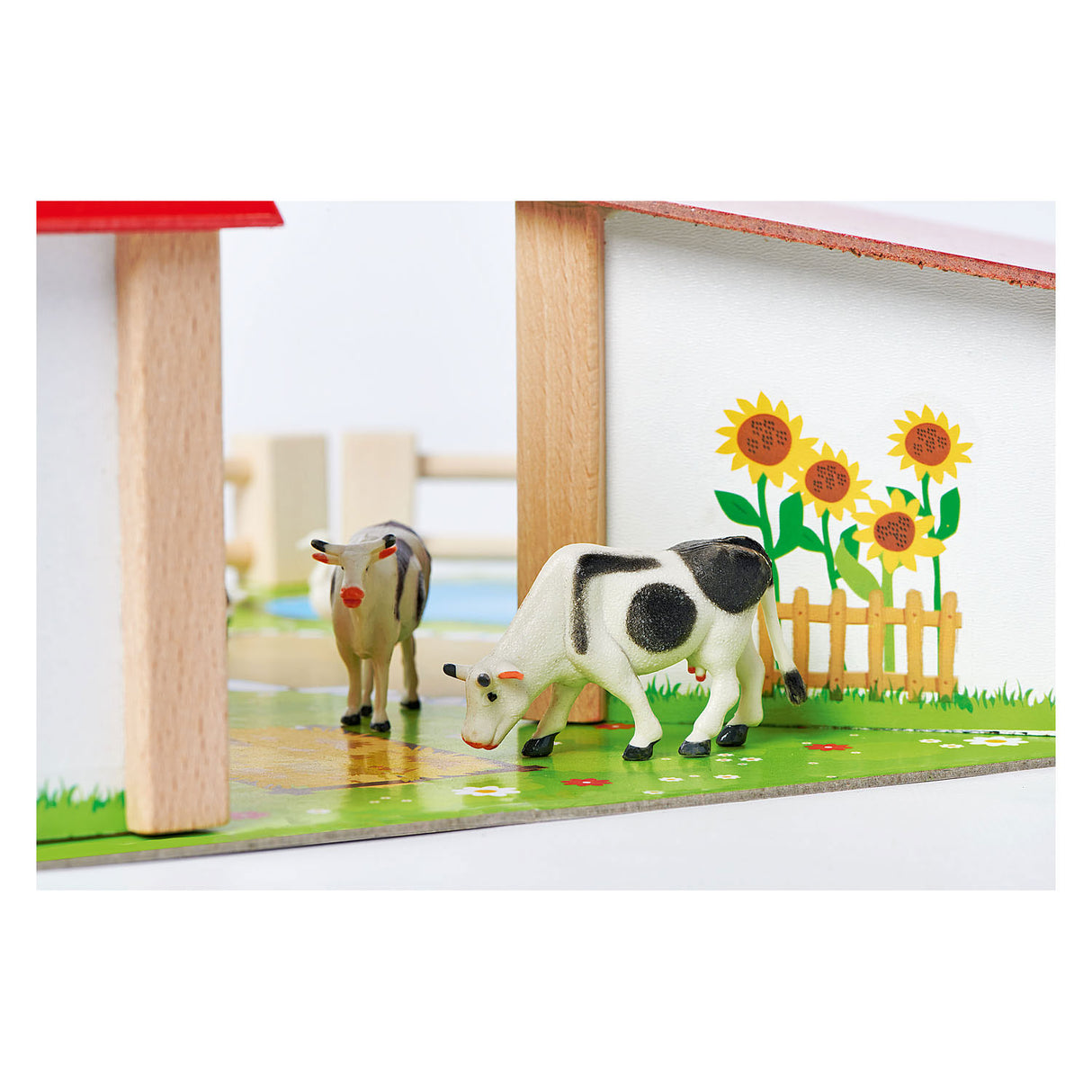 Eichhorn wooden farm with accessories 20dlg.