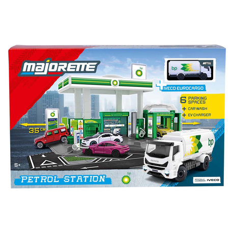 Majorette bp gas station with vehicle