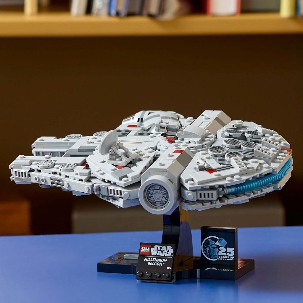 Lego Star Wars 75375 Millennium Falcon