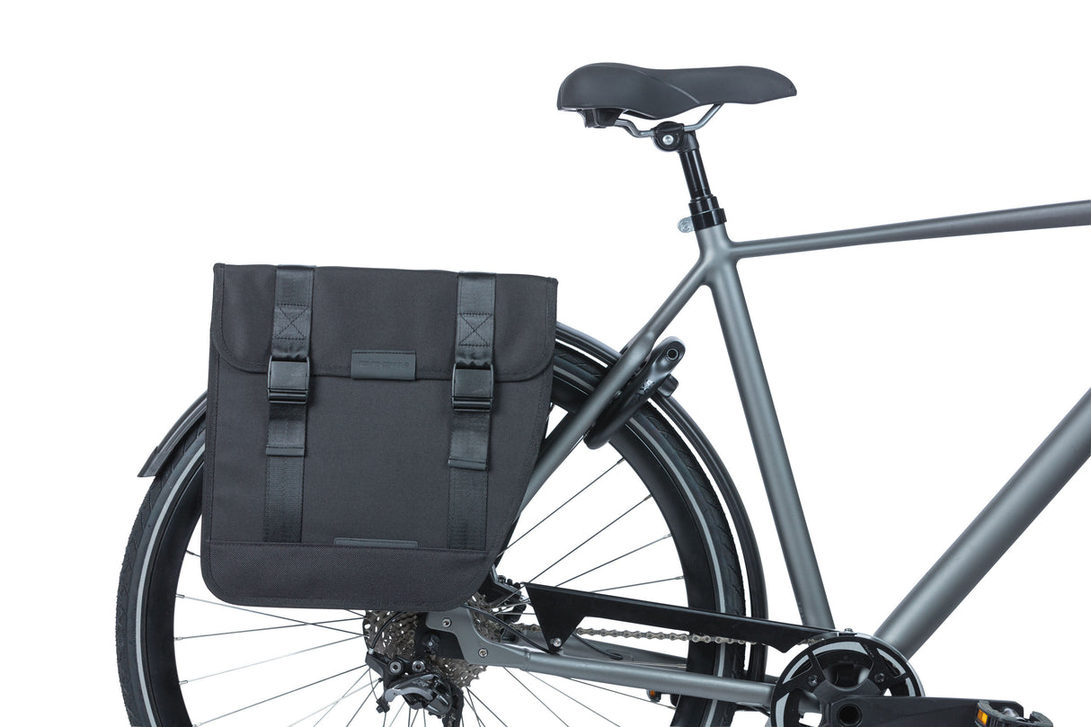 Basil Tour Double Bicycle BAK Black 35L