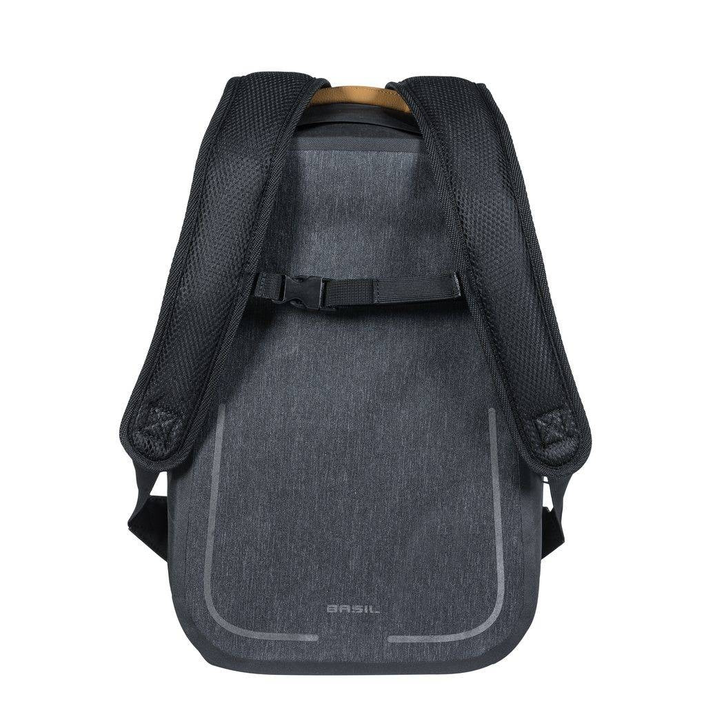 Basil Urban Dry Backpack - Waterproof bicycle backpack - Gray