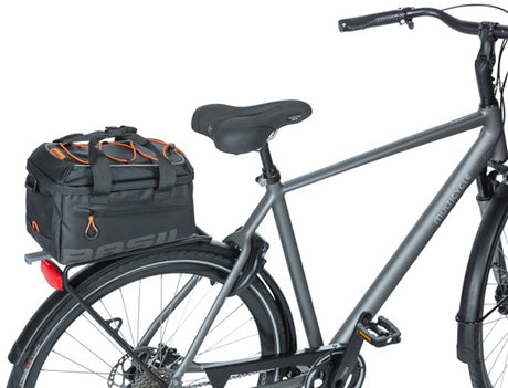 Basil Miles Tarpaulin Bagagedragertas MIK Sportieve zwarte fietsrugtas, waterdicht, 7L inhoud