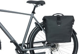 Basil Soho Double Bicycle Bag Nordlicht - vodotěsná, PU, ​​Rolltop uzavření, vhodné pro Mik, 41 LTR, Night Black