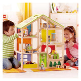 Hape Wooden 4 Seasons Dollhouse s nábytkem