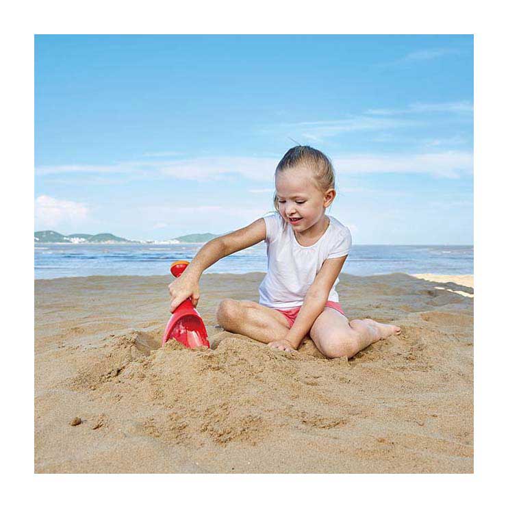 Hape rain scoop - red