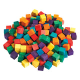 Colorations colorées de cubes en bois, 196st.