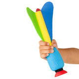 Throwing dart with suction cup