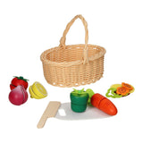 Cut-fruit wood in a picnic basket