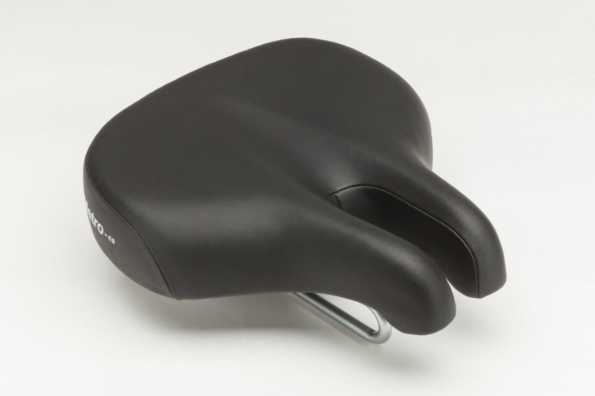 En collaboration avec Saddle en collaboration avec Metro Comfort Series