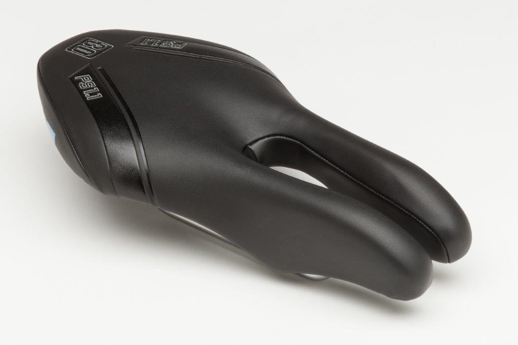 Selle en collaboration avec PS1.1 Performance Short