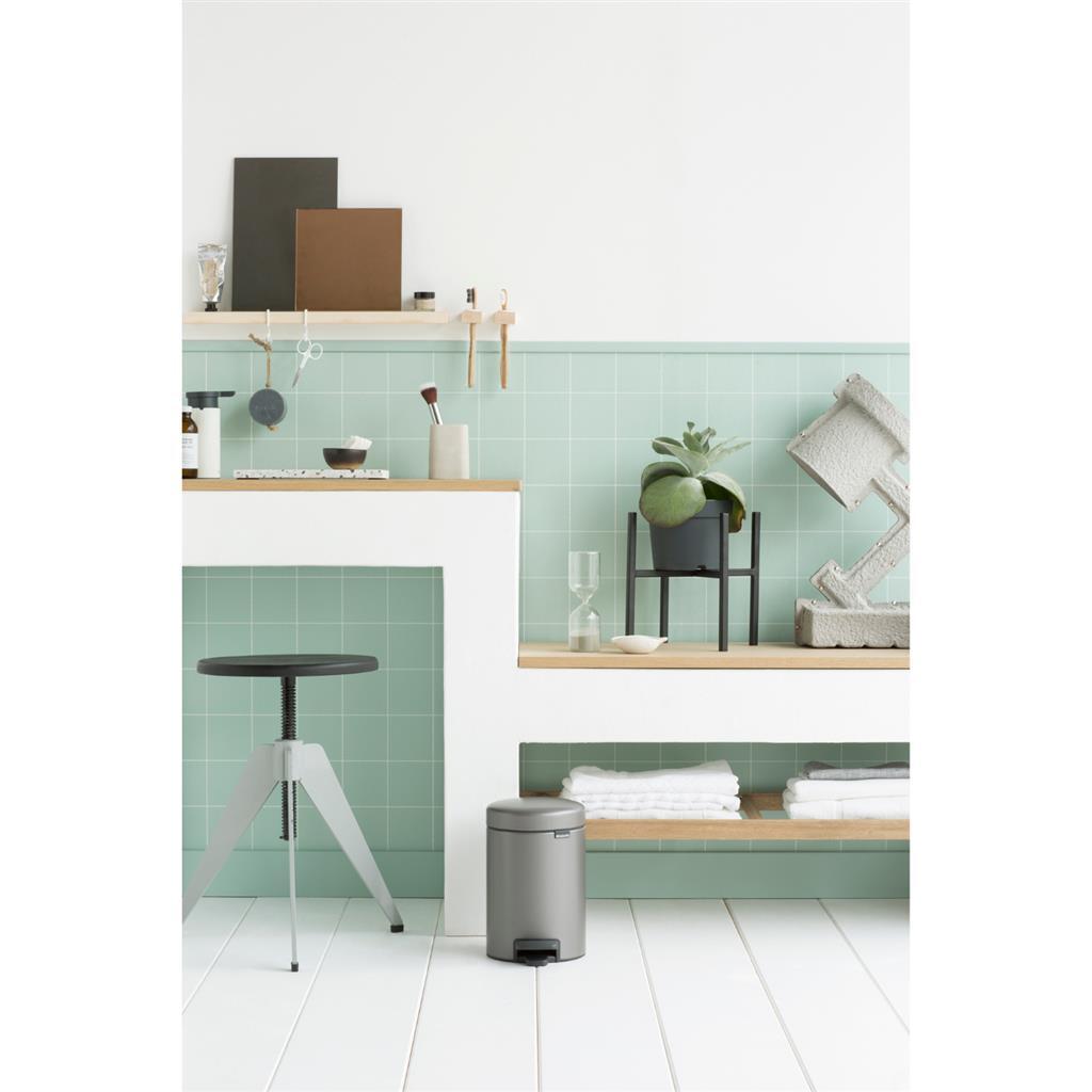 Brabantia newicon pedal bin 3l Platinum