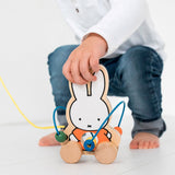 Postava Miffy Wooden Trek s korálky