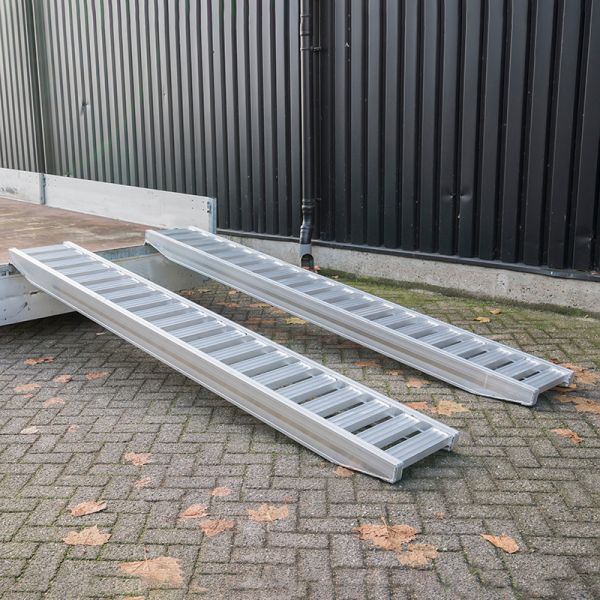 Rampboard piece 300 cm 2500 kg.