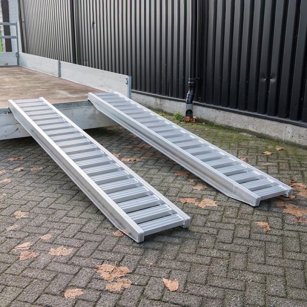 Rampboard piece 300 cm 2500 kg.