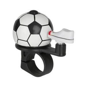 Futebol chama de preto e branco