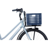 Basil Fietskrat M medium 29.5 liter blauw