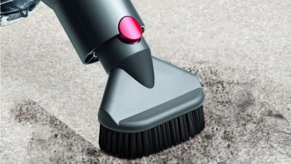 Dyson brush for stubborn dirt