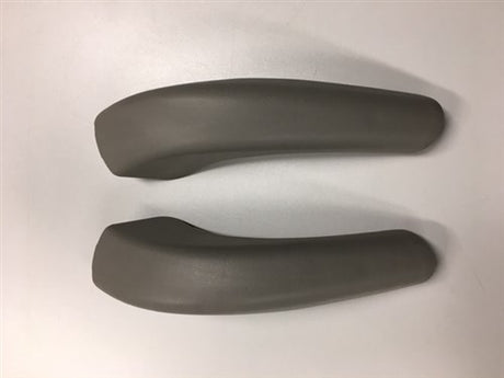 Qibbel set armstöd för grått