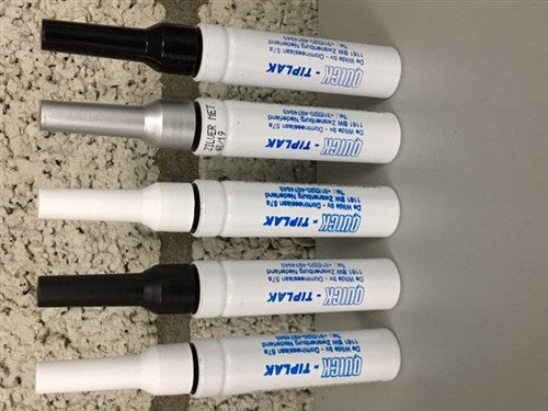 Quick Lakstift Matt Black