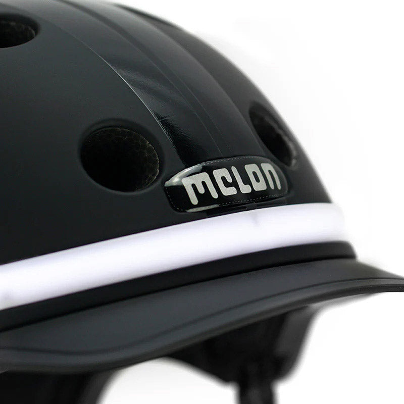 Melon helmet with lighting e-series black ice xl-xxl